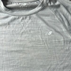 Kids New Balance Gray Crew Neck Short Sleeve Tee